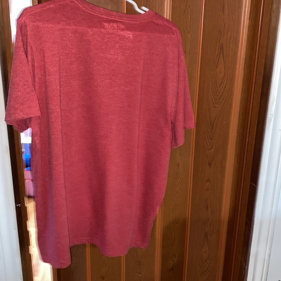 Vintage tee-shirt . Red/white/black/grey Race car. - Picture 4 of 4